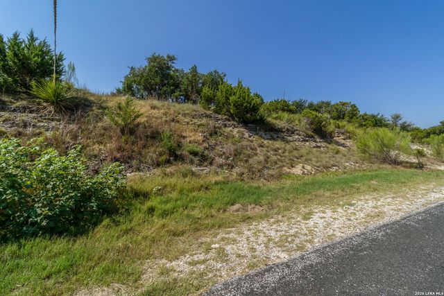 26023 Echo Mtn, San Antonio, TX 78260