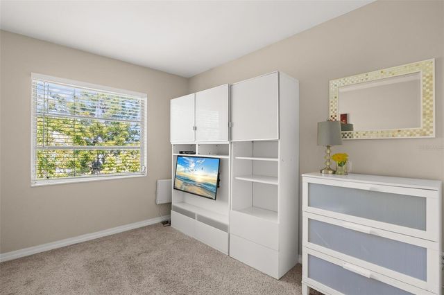 2039 CANAL DR N33, Bradenton, FL 34207