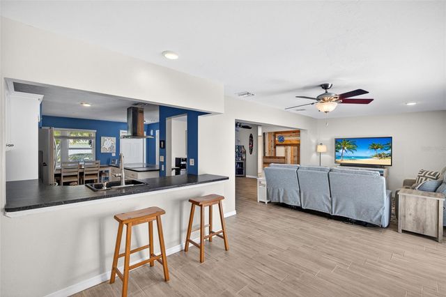 4547 SE 11TH AVENUE, Cape Coral, FL 33904