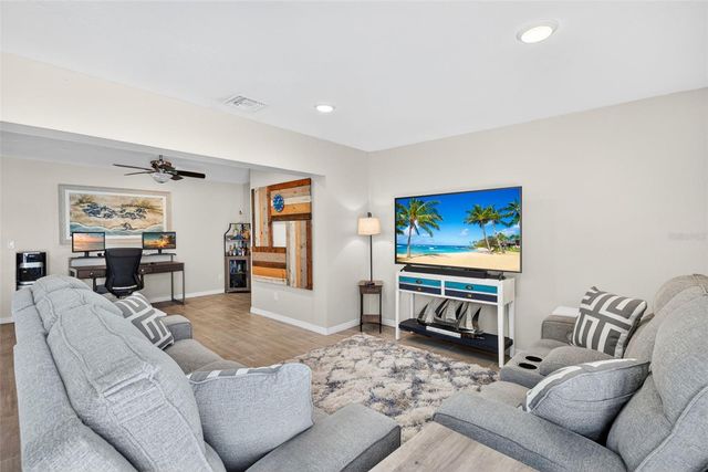 4547 SE 11TH AVENUE, Cape Coral, FL 33904