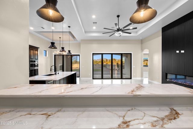 3758 Santa Catalina Loop, Las Cruces, NM 88005