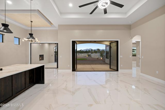 3758 Santa Catalina Loop, Las Cruces, NM 88005