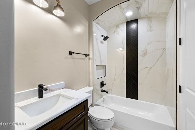 3758 Santa Catalina Loop, Las Cruces, NM 88005