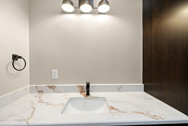 3758 Santa Catalina Loop, Las Cruces, NM 88005