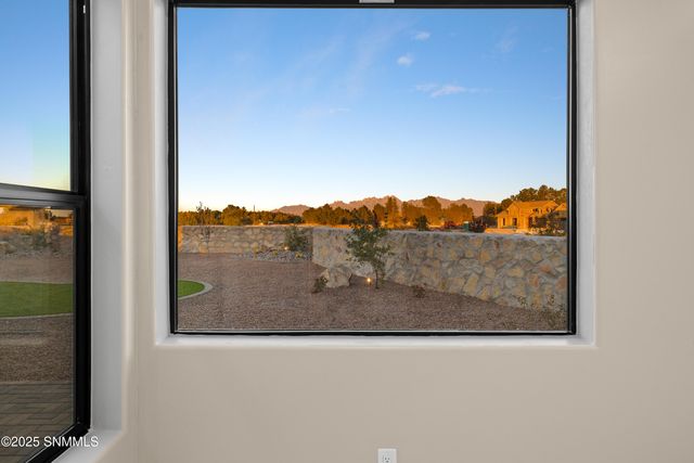 3758 Santa Catalina Loop, Las Cruces, NM 88005