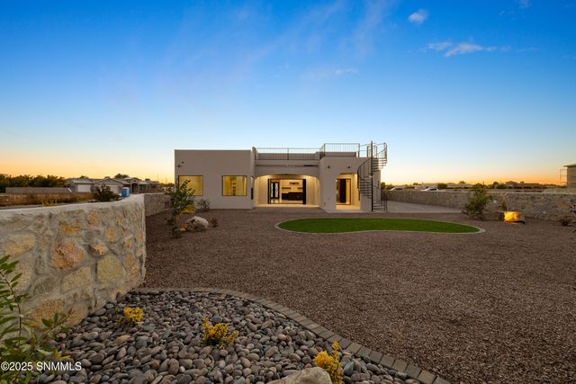 3758 Santa Catalina Loop, Las Cruces, NM 88005