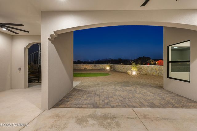 3758 Santa Catalina Loop, Las Cruces, NM 88005