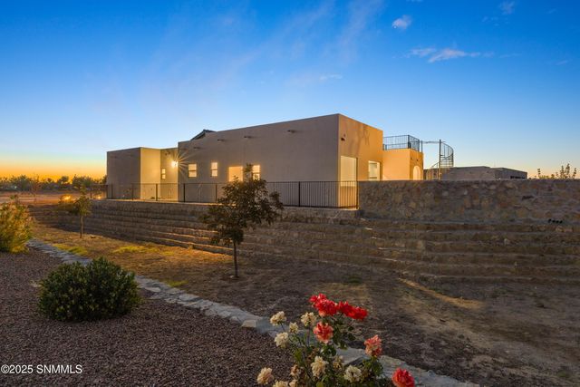 3758 Santa Catalina Loop, Las Cruces, NM 88005