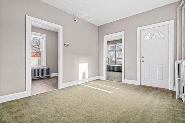 673 Dale Street N, Saint Paul, MN 55103