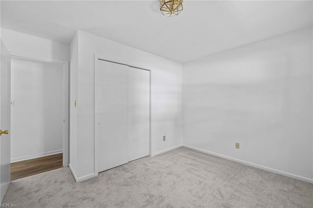 720 Essex Park DR, Hampton, VA 23669