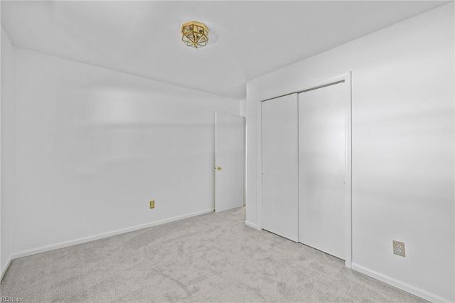 720 Essex Park DR, Hampton, VA 23669