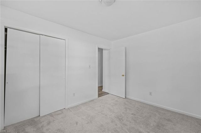 720 Essex Park DR, Hampton, VA 23669