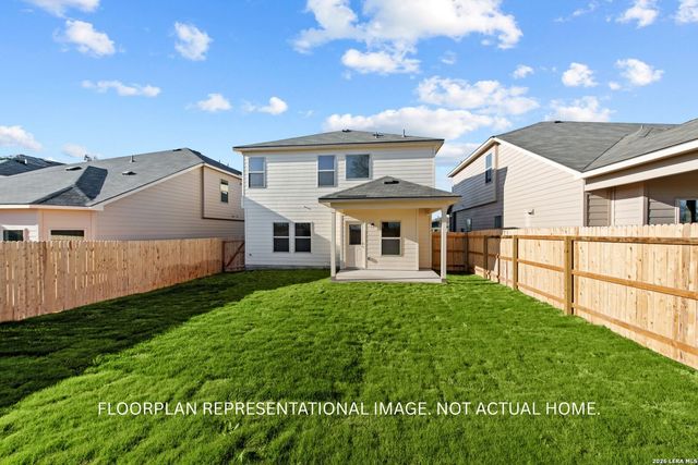 10479 WHITE HART LN, Converse, TX 78109