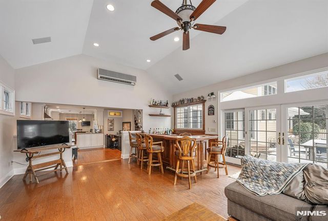 16 Dimas Court, Harrington Park, NJ 07640