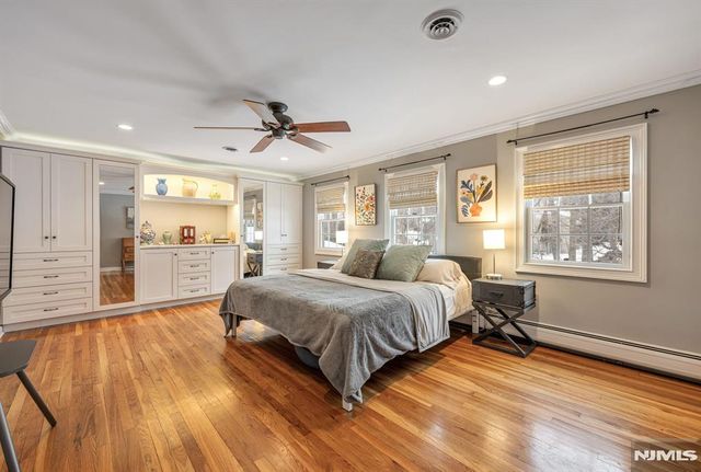 16 Dimas Court, Harrington Park, NJ 07640