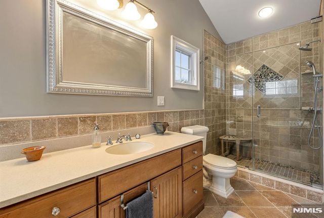 16 Dimas Court, Harrington Park, NJ 07640