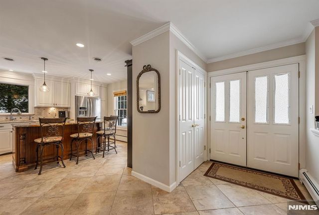 16 Dimas Court, Harrington Park, NJ 07640