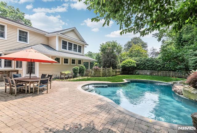 16 Dimas Court, Harrington Park, NJ 07640