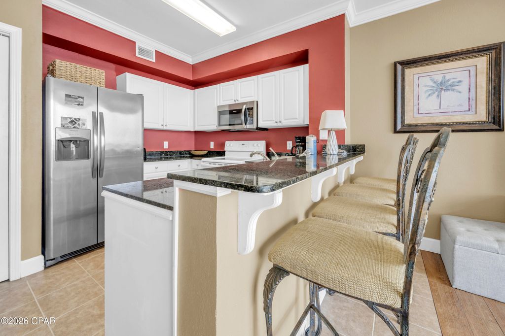 Image 9 of property listing at 16819 Front Beach Road 1913, Panama City Beach, FL 32413