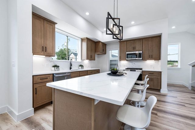 3203 St Emanuel Street A, Houston, TX 77004