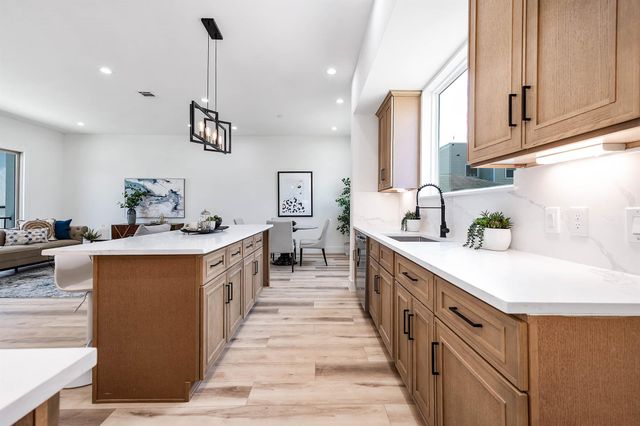 3203 St Emanuel Street A, Houston, TX 77004