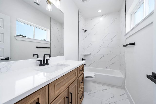 3203 St Emanuel Street A, Houston, TX 77004