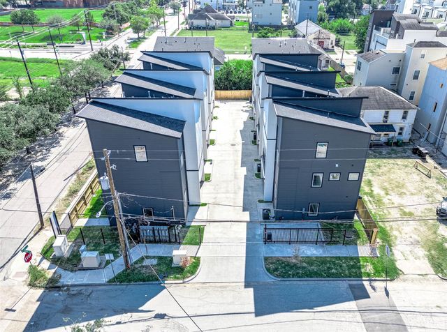 3203 St Emanuel Street A, Houston, TX 77004