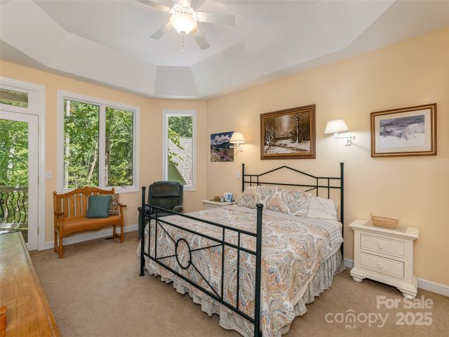 17 High Park Court, Hendersonville, NC 28791