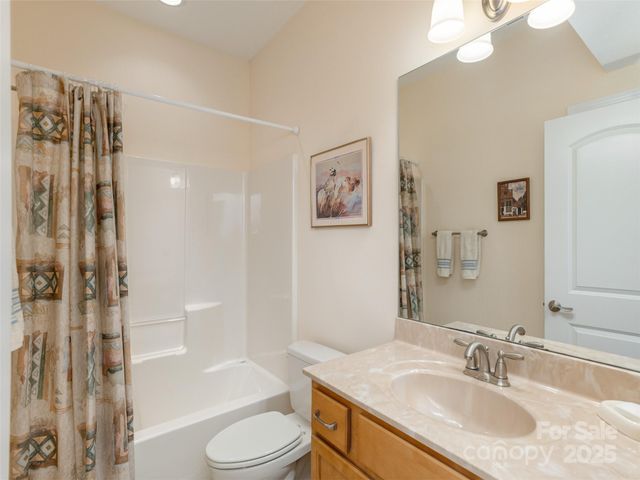 17 High Park Court, Hendersonville, NC 28791