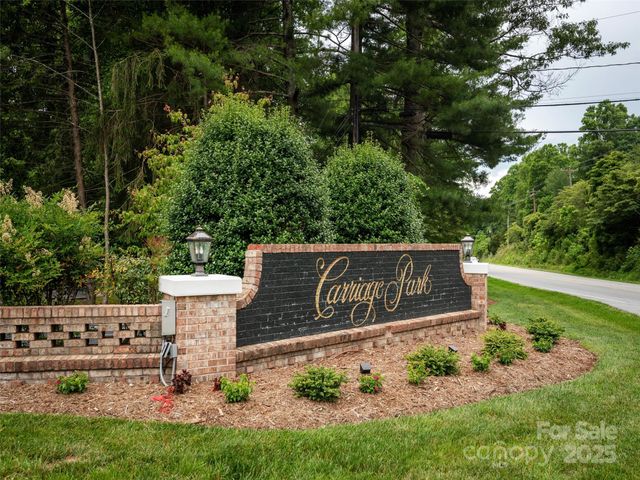 17 High Park Court, Hendersonville, NC 28791