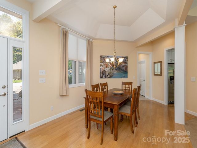 17 High Park Court, Hendersonville, NC 28791