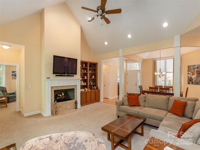 17 High Park Court, Hendersonville, NC 28791