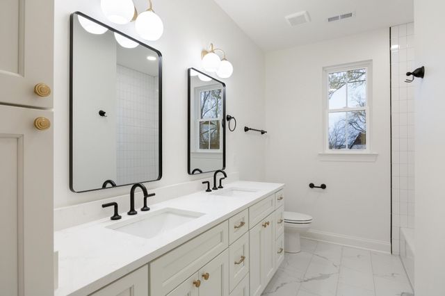 344 Tucker Street, Chattanooga, TN 37405