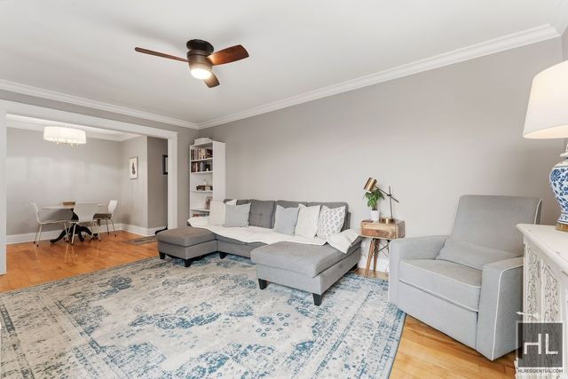 3960 52nd St Apt 6D, New York City, NY 11377
