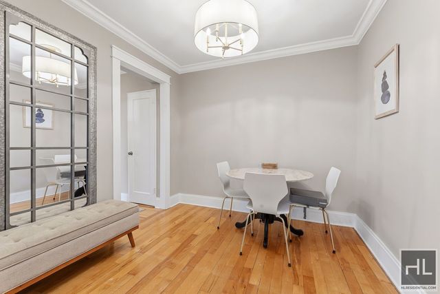 3960 52nd St Apt 6D, New York City, NY 11377