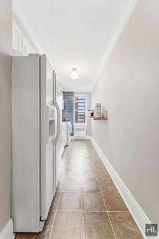 3960 52nd St Apt 6D, New York City, NY 11377