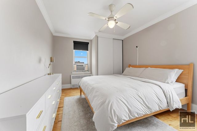 3960 52nd St Apt 6D, New York City, NY 11377
