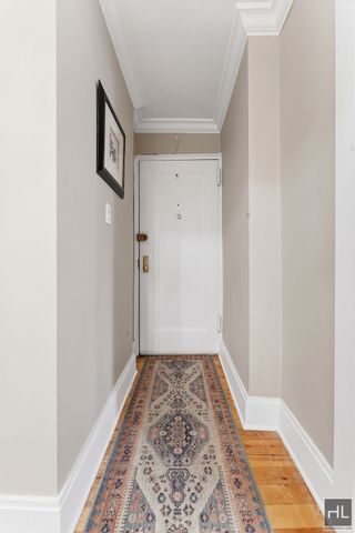 3960 52nd St Apt 6D, New York City, NY 11377