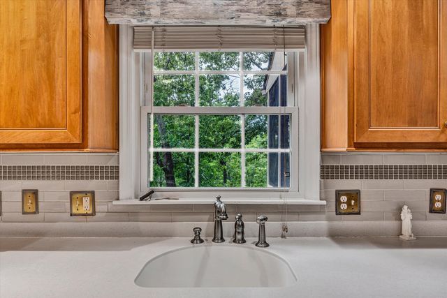 5206 Hawkbill CIR, Roanoke, VA 24018