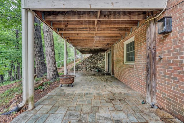 5206 Hawkbill CIR, Roanoke, VA 24018