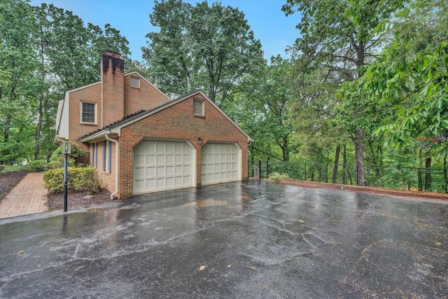 5206 Hawkbill CIR, Roanoke, VA 24018