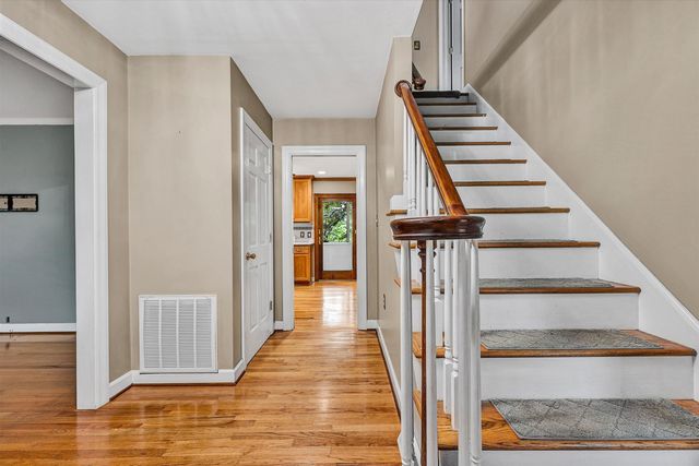 5206 Hawkbill CIR, Roanoke, VA 24018