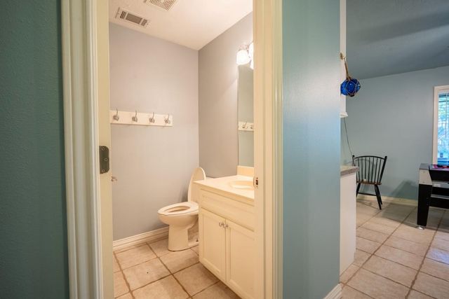 9 Creek Bend, Trinity, TX 75862