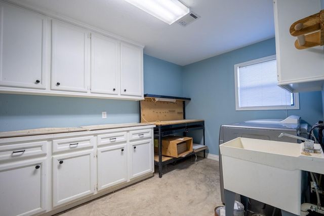 9 Creek Bend, Trinity, TX 75862