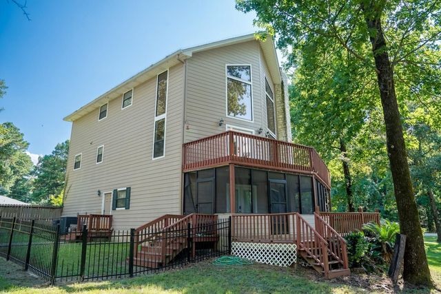 9 Creek Bend, Trinity, TX 75862