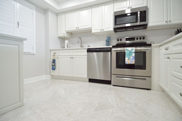 3100 SE Pruitt Rd Apt H205, Port St Lucie, FL 34952