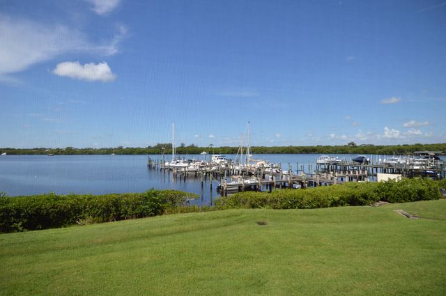 3100 SE Pruitt Rd Apt H205, Port St Lucie, FL 34952