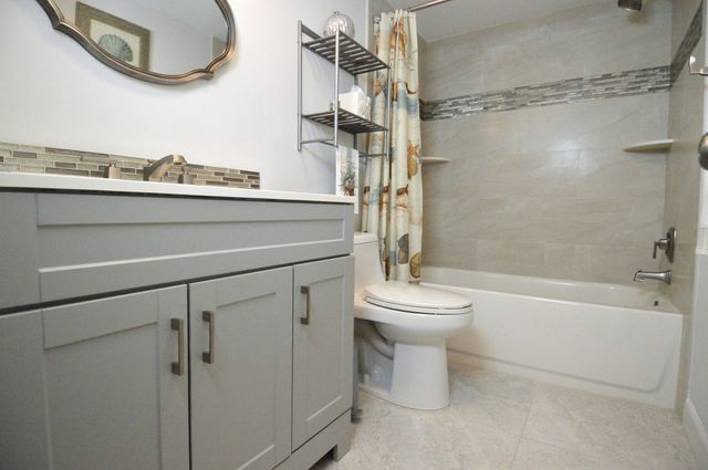 3100 SE Pruitt Rd Apt H205, Port St Lucie, FL 34952