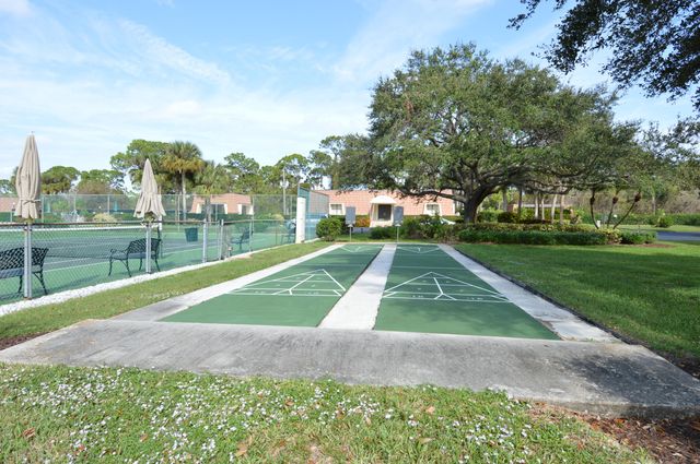 3100 SE Pruitt Rd Apt H205, Port St Lucie, FL 34952