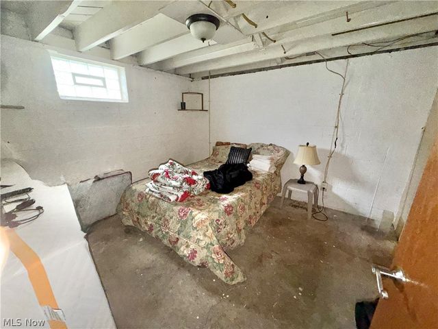 616 Garfield Avenue, Elyria, OH 44035